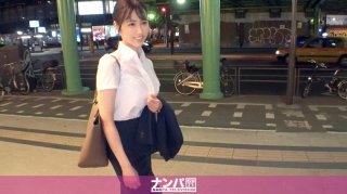 Seriously first shot 1524 A boyfriends affair was discovered and a beautiful woman OL who was injured was caught with sake and successfully brought to the hotel For comforting and touching the body
