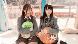 FHD 320MMGH-049 Sanmi chan and Hinata chan Magic Mirror First school for the first time in 4P while on a school trip