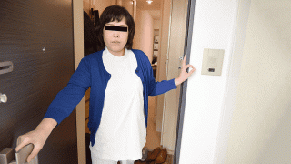 Pacopacomama 030719_045 Housewife Home Skeir Veteran Nurse is Real Life