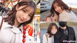 This is what Azato Kawaii is A date with her idol-class looks in Yokohama A cute and very nice girl who eats everything deliciously Meru-chans prepuri