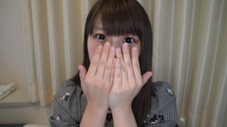 Individual Shirotan 21-year-old college student Idol otaku baby-faced beauty is a beautiful shaved girl with a smiling face The last is a large amount of vaginal cum shot and semen flows backward from the pussy