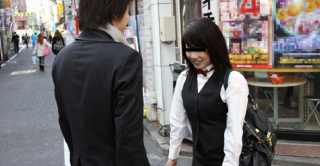 Uncensored video of an amateur Natural daughter Amateur s work-Aiming at the break time of a girl working at a pachinko parlor-Riku Sena