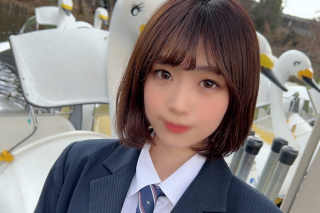Naked girl who is still too young when she takes off her innocent unfinished uniform