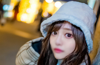 I took a squirrel on a night date with a female college student who aspires to be a female Anna