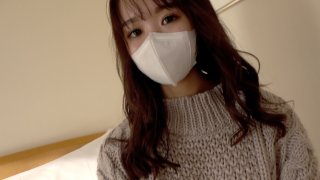 A Naive Female College Student Who Came To Tokyo When She Was A Student Was Brought Into A Closed Room And Vaginal Cum Shot Twice