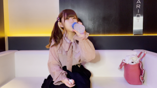Sanctions Facial Cumshots On The Cheeky Girl Who Licked The World