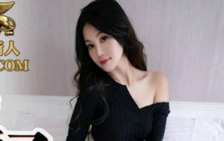 Actually cuckolded himself and asked the male model to fuck his wife together
