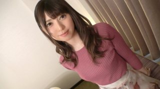 First shot Shy beauty nurse Service switch A beautiful nurse who works at a hospital in Kami Kawa prefecture appears