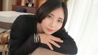 Suddenly Full Power Piston Tsumugi-chan A Fashionable And Cute Female College Student From The Faculty Of Arts Who Loves